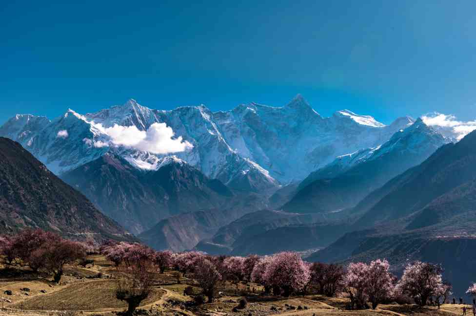 南迦巴瓦峰在哪里？南迦巴瓦峰风景几月份最美？