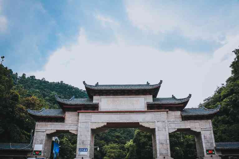 黔灵山公园好玩吗?黔灵山公园一般能玩多久?