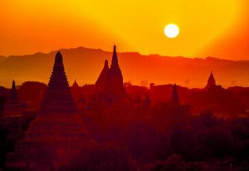 持有缅甸签证入境时应该注意什么？